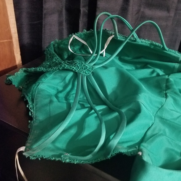 Prom Dress - Picture 3 of 8